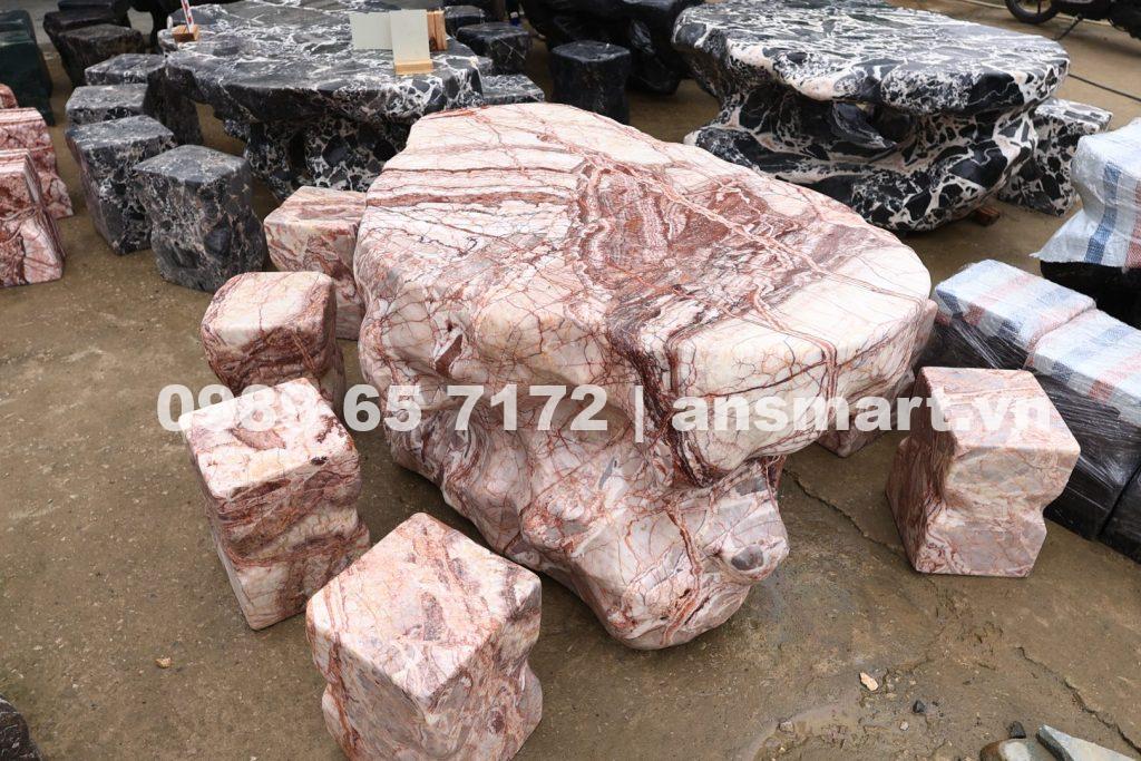 Bàn ghế đá tự nhiên, Bàn ghế đá tự nhiên đá huyết long