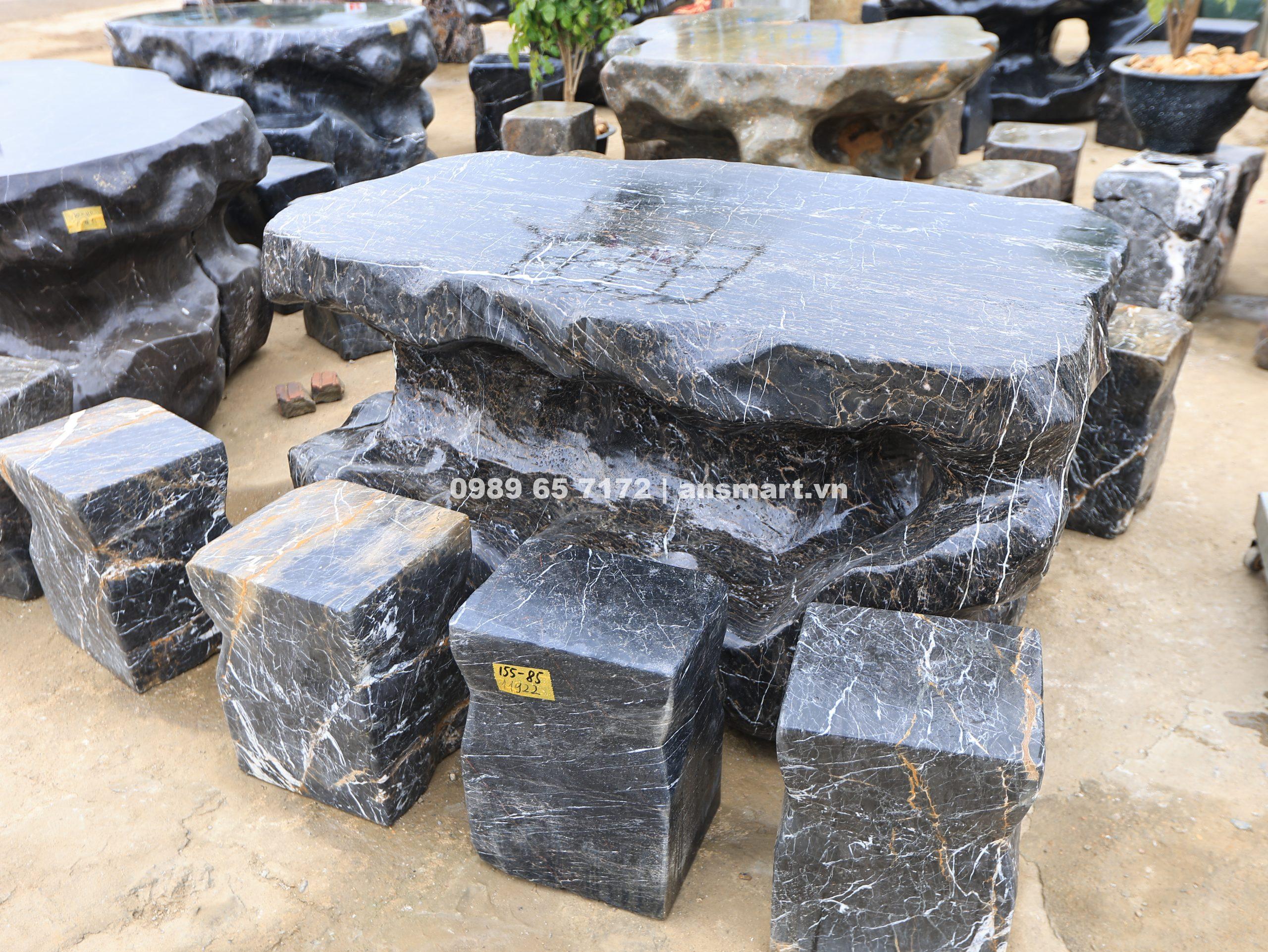 bàn ghế đá tự nhiên sân vườn